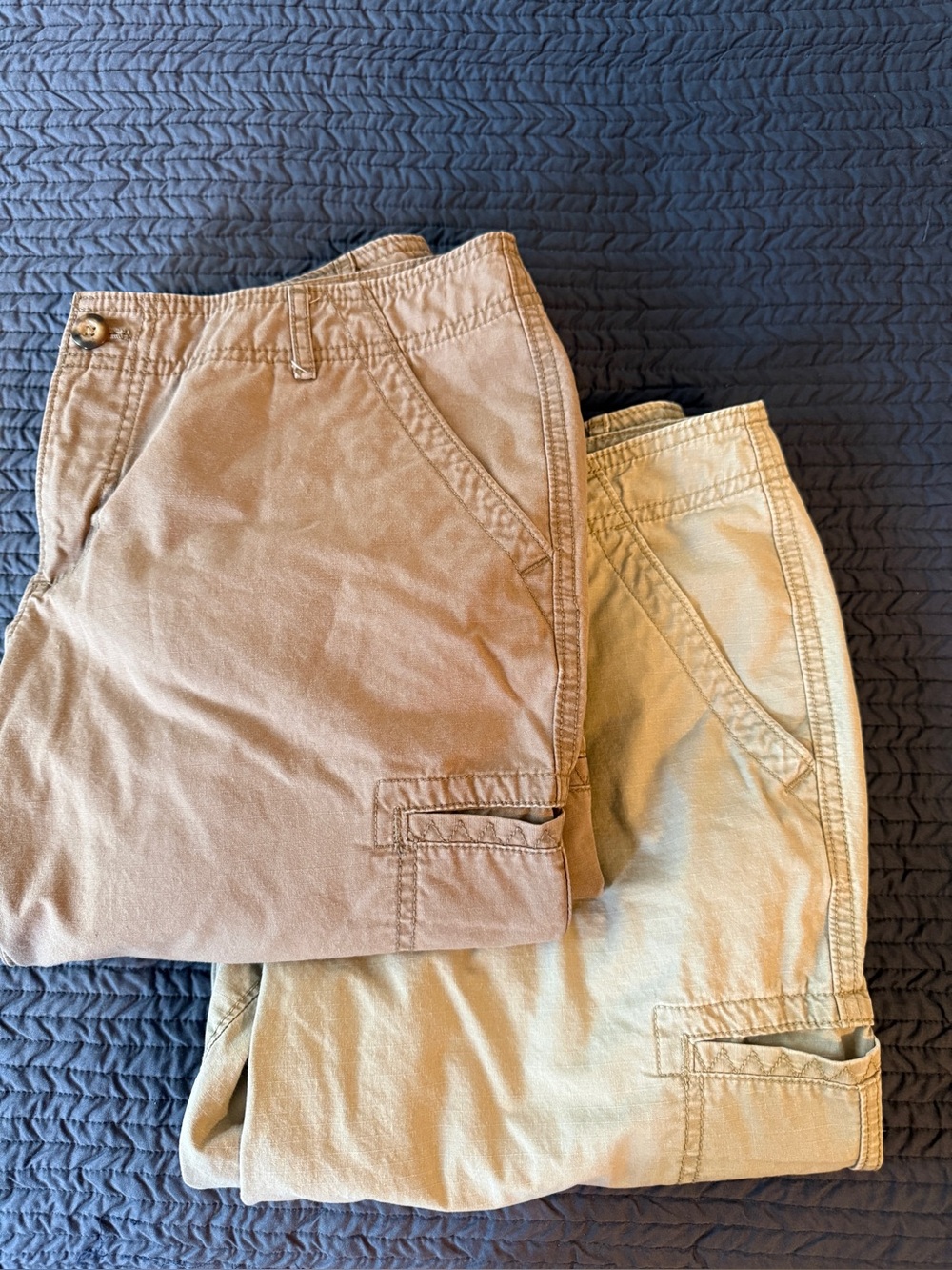 Eddie Bauer set of 2 women’s ripstop capris size 10